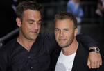 Oldboys. Robbie Williams og Gary Barlow har lagt gammelt nag bag sig, og snart står de atter sammen på scenen igen. Arkivfoto. 