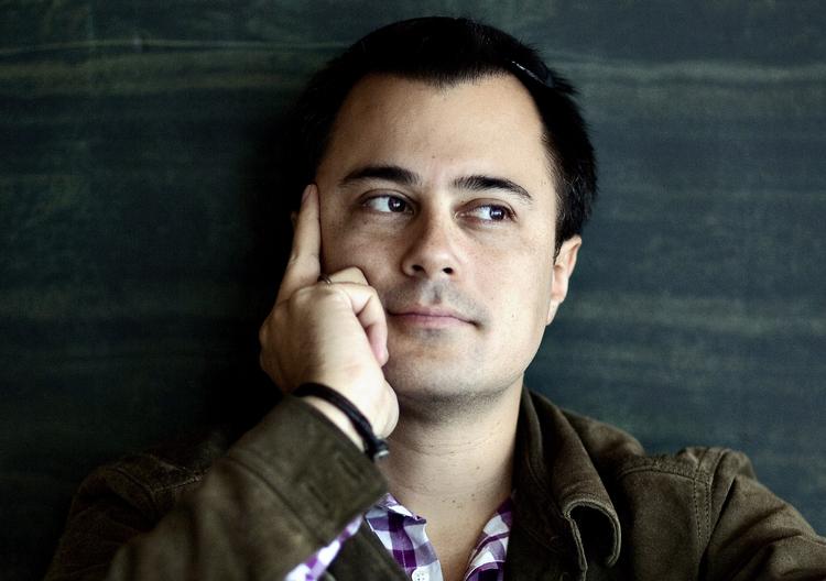 Chris Minh Doky er bassist, producer og kapelmester på en spritny cd, der præsenteres live på Højbro Plads  i København i morgen. Arkivfoto: Joachim Adrian 