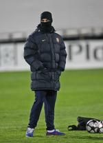 Kulde. I Spanien frygter de mere det kolde københavnske efterår end de forsvarende danske mestre. Men Josep Guardiola (billedet) skal næppe pakke sig helt ind i Parken i november. Arkivfoto. 