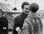 Nybegynder. Prins Henrik ankommer til Danmark. Siden skulle det blive mere end vanskeligt at komme på god fod med danskerne. 