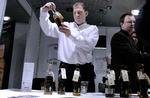 Fine flasker. Billede fra whiskeymessen i 2004, der afholdtes i KB Hallen. 