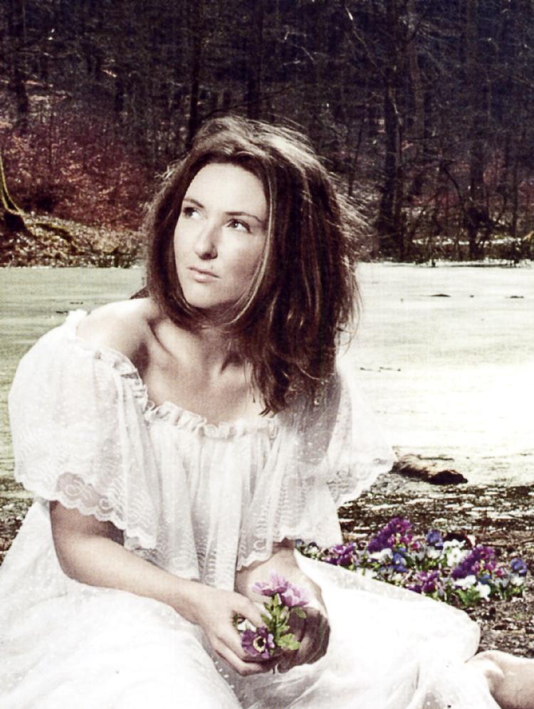 ISCENESAT. I '71 breve til M' optræder en forfatter ved navn Christina. Dette er også en forfatter ved navn Christina - Hagen. 