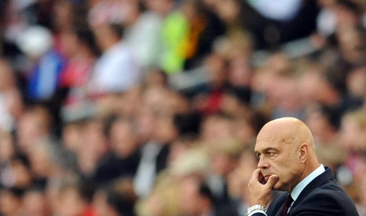 bundhold. Efter to nederlag med VfB Stuttgart er Christian Gross træner for Bundesligaens bundprop. Arkivfoto. 