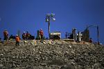 Borebisser. Arbejdet med at bore en tunnel ned til de 33 strandede minearbejdere i Chile begynder i morgen. 