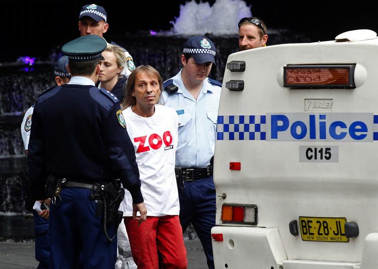 Klatreturen i Sydney endte med en arrestation af den himmelstormende franskmand. 