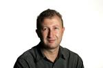 Marcus Rubin er uddannet advokat og tidligere ansat som fuldmægtig ved Udenrigsministeriet. 