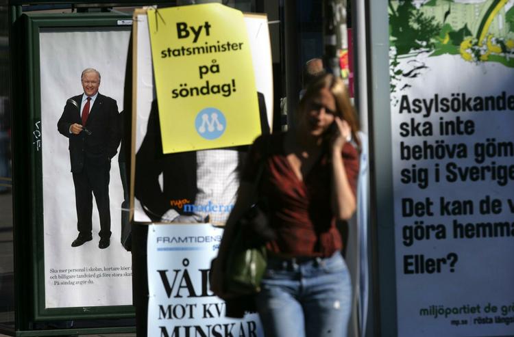 Censur under den svenske valgkamp betyder, at der bør sendes valgobservatører til landet, mener de tre danske borgerlige partier. 
