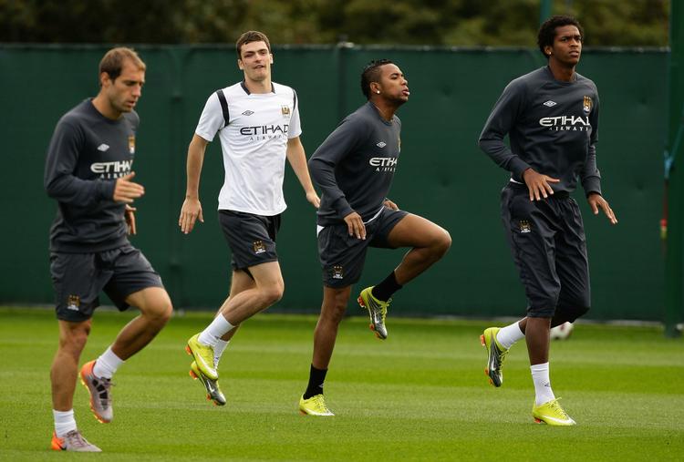 videre. I sidste uge trænede Robinho  Manchester med City-medspillerne Pablo Zabaleta, Adam Johnson og Jo forud for Europe League-kampen mod Timisoara. Arkivfoto. 