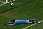 UDE. Da Australien scorede til 2-1 var Serbien ude af VM-slutrunden i Sydafrika. Vladimir Stojkovic vendte tilbage til Portugal, men er nu udlejet i sit hjemland. Arkivfoto. 