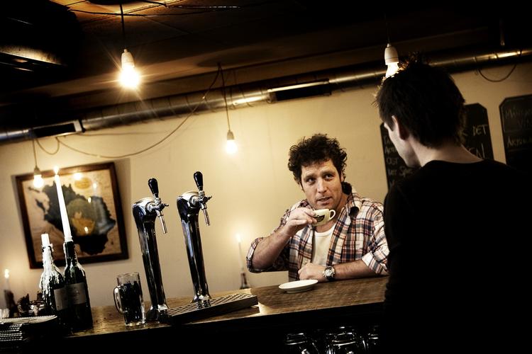 Cafemogulen Kenn Husted har givet baren på Nørrebro Teater en make-over (ikke den på billedet). 