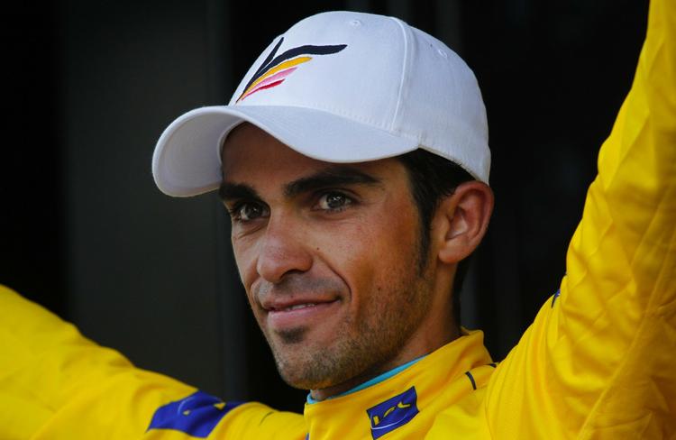 Triumfator. Alberto Contador vandt dette års Tour de France. Det et spanierens tredje sejr i løbet i træk. 