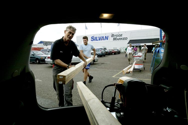 Især mænd opfatter sig som gør det selv-mennesker, viser ny undersøgelse (arkivfoto). 
