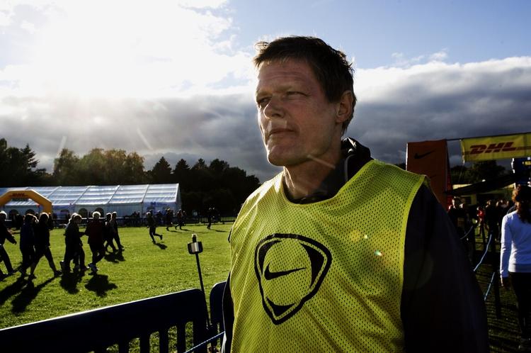 Niels Jørgen Holdt er formand for Sparta - og meget, meget mere. 