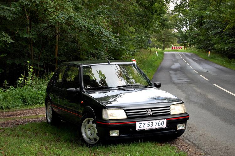 Klassisk. Med en smule held kan Peugeot 205 GTI stadig fremskaffes i fornuftig stand. 