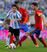 hopla. 10 minutter var Lionel Messi om at bringe Argentina foran 1-0 og dermed gentage bedriften fra Barcelonas første ligakamp. 