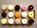Det nye bageri, Agnes Cupcakes, bager syrlige og krydrede varianter som ingefær-citrus og græskar-kanel men også signaturkage Red Velvet: fx en chokoladekage med rødbede og en topping af flødeost. 