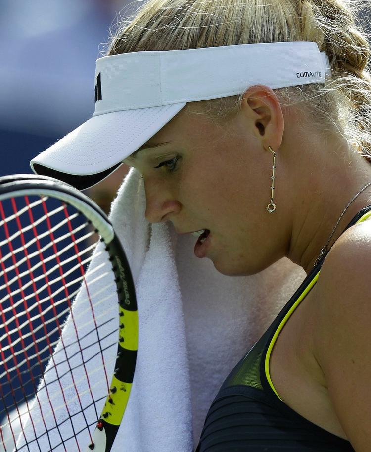 nederlag. Caroline Wozniacki er sendt ud af US Open. 