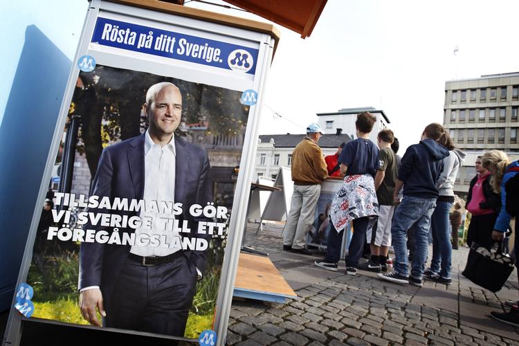 Valgkamp. I Sverige kæmper landets største partier om at være 'Sveriges rigtige arbejderparti' op til valget 19. september. Ifølge meningsmålingerne mener de fleste svenskere, at Moderaterna gør det bedst. 