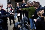 EFTERFORSKNING. Politiet og PET undersøger, om eksplosionen på Hotel Jørgensen var en »forberedende handling i forbindelse med terror«. 