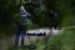 UKENDT. Politiet har endnu ikke fundet identiteten på manden, der nu er varetægtsfængslet frem til den 4. oktober. 