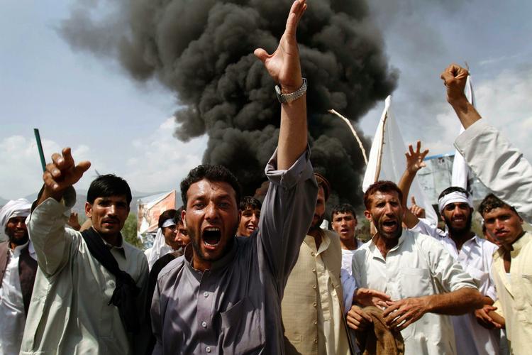 PROTEST. Afghanere demonstrerer i Jalalabad mod Koranafbrændinger. 