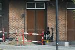 Rullemarie. Politiet og sprængstofseksperter er netop nu i gang med at undersøge en mistænkelig taske på Klampenborg Station. 