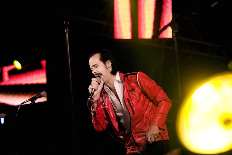 Grinderman har skabt nogle fortryllende lyde og forunderlige sange. I sommer spillede de på årets Roskilde Festival. 
