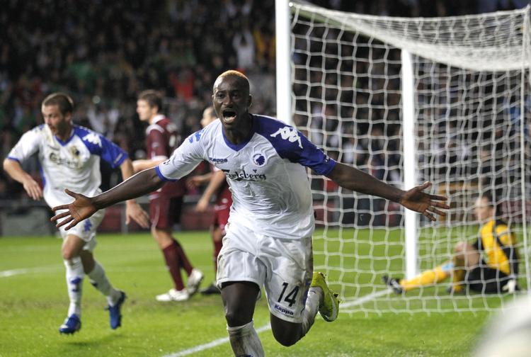 afgørende. FCK's Dame N'Doye har scoret det sene og vigtige mål, der gav københavnerne en perfekt start på gruppespillet. 