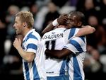Fodboldturister. Trods skader er Eric Djemba-Djemba og Johan Absalonsen rejst med OB til Madrid. Arkivfoto. 