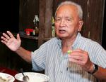 Anklaget. Nuon Chea var den næstøverste i de røde khmerers rædselsregime. Nu stilles han til ansvar i en retssag, som begynder næste år. 