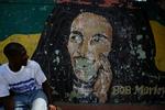 Reggaeikon. Bob Marleys familie har tabt rettighederne til mange ikonets sange. Universal Music Group sidder nu på fem af sangerens albums. 