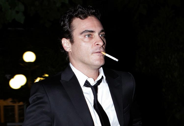 Skuespiller. Joaquin Phoenix optrådte som narkotiseret rapper i Casey Afflecks film 'I'm Still Here'. Det var ikke nogen dokumentarfilm - bare en film. 