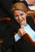 Tilfreds. Helle Thorning-Schmidt har fået overdraget Skats afgørelse vedrørende hendes mands skatteforhold. 