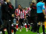 Yeah! Sunderlands Darren Bent jubler over det udlignende mål. 