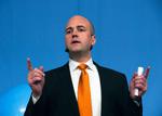 lukket. Fredrik Reinfeldt regner først med, at der er dannet en ny svensk regering først i oktober. Indtil da vil han forhandle - men ikke i pressen. 