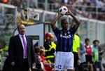 veltilpas. Inter-træner Rafael Benitez (tv) har ikke så meget pænt at sige om Liverpool FC's ledelse. Arkivfoto. 
