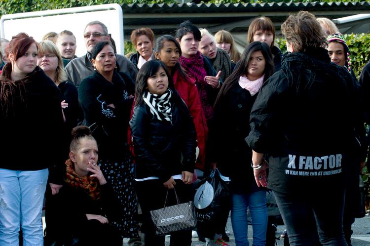 Ventetid. I går var der såkaldt  pre-casting til den kommende udgave  af X Faktor i Århus. DR lover at passe godt på de deltagere, der kommer  videre. 