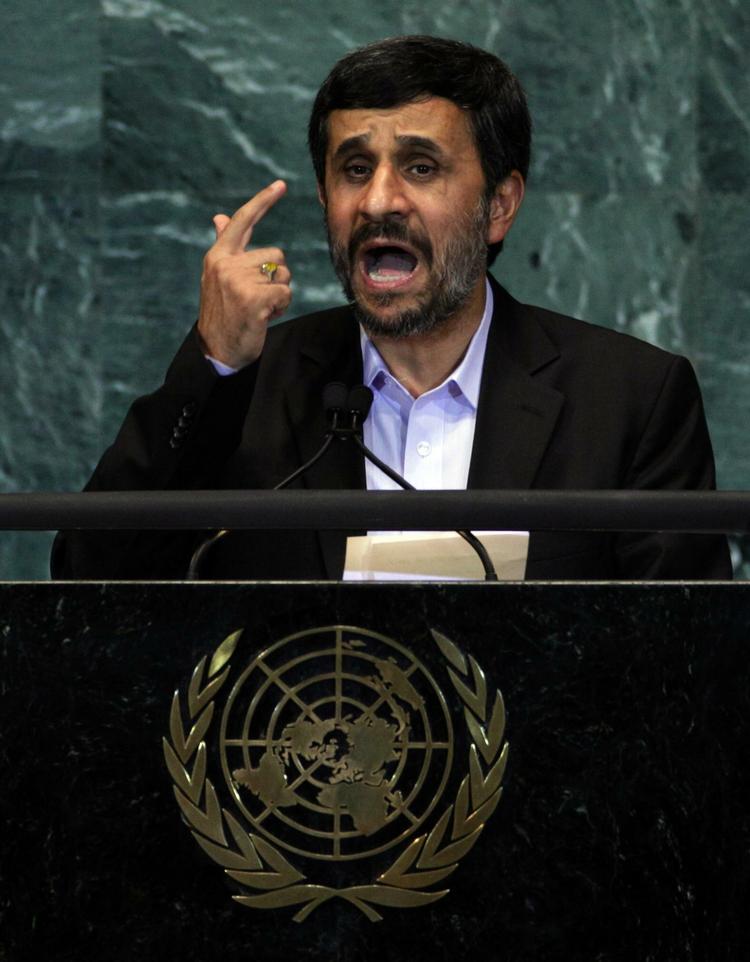 Farvel. De er ikke super gode venner, amerikanerne og Ahmadinejad. I dag fik sidstnævnte hele den amerikanske delegation til at udvandre fra et møde i FN i New York. 