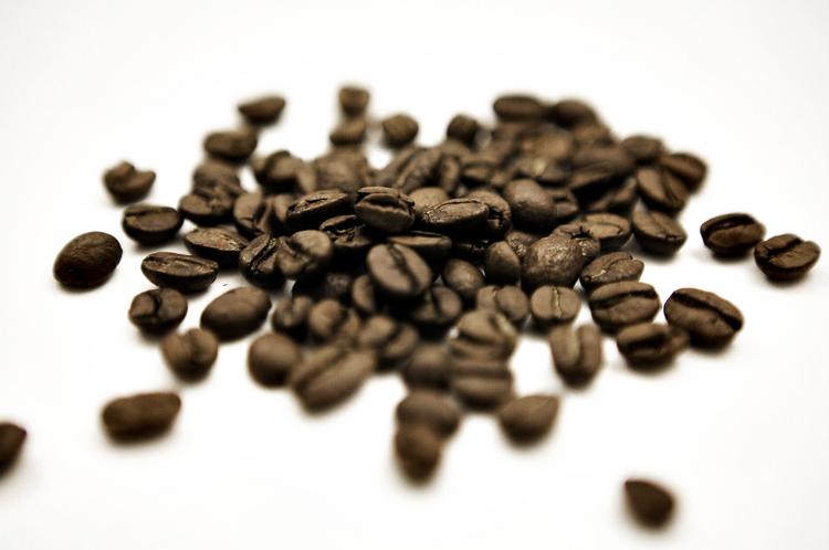billigt. Kaffe er en af de varer, vi danskere forvenetr at kunne få på tilbud og derfor sjældent køber til fuld pris. 
