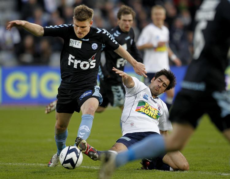 underskud. AGF i kamp i Superligaen. Tilværelsen i den næstbedste række viser sig at blive dyr for Århus Elite, som står bag AGF. Arkivfoto. 