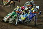 ventetid. Veteranen Tomasz Gollob (th) er ny verdensmester i speedway efter en lang karriere på slaggeren. Arkivfoto. 