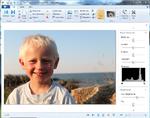 Dobbeltklikker du på et billede i den allernyeste udgave af Windows Live Fotogalleri, dukker denne menu op. Her kan du lynhurtigt justere lys og skygge, farvetoner, beskæring og meget mere. 
