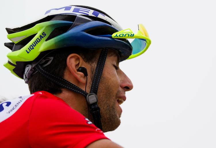 Holdets stjerne i Vueltaen, Ezequiel Mosquera, der vandt den sidste store bjergetape og sluttede som nr. 2 sammenlagt 41 sekunder efter den sejrende italiener Vincenzo Nibali (Liquigas), har sikret sin fremtid. 