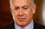 Netanyahu (billede) spiller højt spil ved at give bosætterne frit spil, mens han venter på USA's reaktion og palæstinensernes næste udspil. 