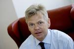 Karsten Dybvad rykkede ind i  Statsministeriet i 2005, hvor han kom fra en lignende stilling i Finansministeriet. 