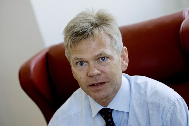 Karsten Dybvad rykkede ind i  Statsministeriet i 2005, hvor han kom fra en lignende stilling i Finansministeriet. 