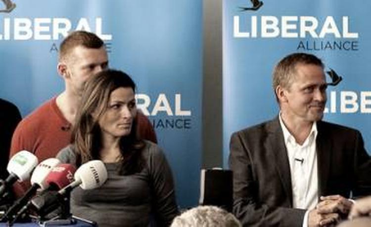 DEBUTANT. Joachim B. Olsen er ny kandidat for Liberal Alliance. Han er også kendt som kuglestøder og vinder af Vild Med Dans. 