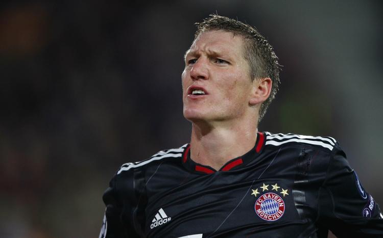 matchvinder. Schweinsteiger scorede to gange i Basel. 