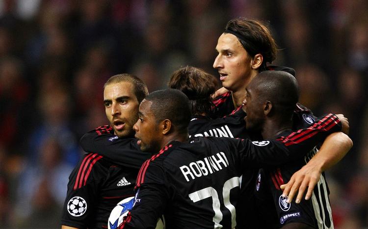 måljæger. Zlatan Ibrahimovic rager op over holdkammeraterne i Milan. Og den lange svensker har også erhvervet sig en selvtillid, der er helt i top efter den genfundne målform. 