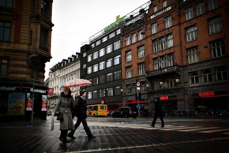 Terror. »Danmark er blevet et ikon for en særlig type kriminelle, som er begejstret for tegningerne, fordi de giver dem en undskyldning og et håndgribeligt mål.« 